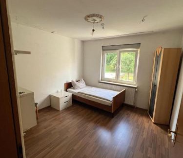Trubenhausen Apartment | ASX Tr2 Monteurzimmer -Ferienzimmer