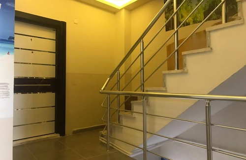 Ezine Apartment | Asya Geyikli Apart Otel