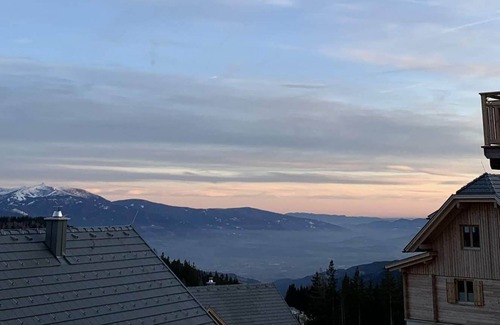 Bad Sankt Leonhard im Lavanttal Ski Chalet | Cozy chalet near the slopes with infrared cabin and sun terrace
