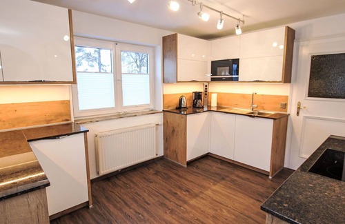 Bruck an der Grossglocknerstrasse House | Beautiful private villa for 10 guests with WIFI and TV