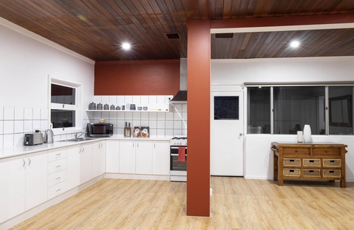 The Gap House | At home in Alice, 3 bedrooms, 1 bathroom