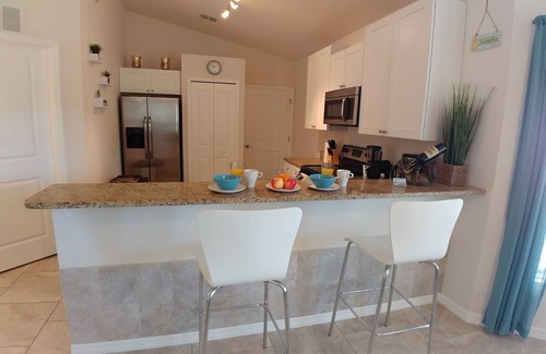 South Venice Villa | At Home on Vacation★Gorgeous Beaches★Heated Pool★Sunny Location★Super Clean★