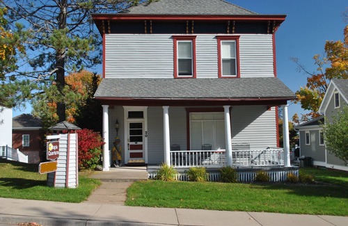 Bayfield Apartment | At Ships Quarters "Olaf" Suite. Downtown Bayfield Sleeps 2. Private entrance.