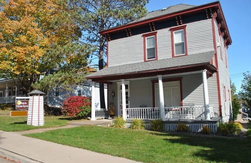 Bayfield Apartment | At Ships Quarters "Olaf" Suite. Downtown Bayfield Sleeps 2. Private entrance.