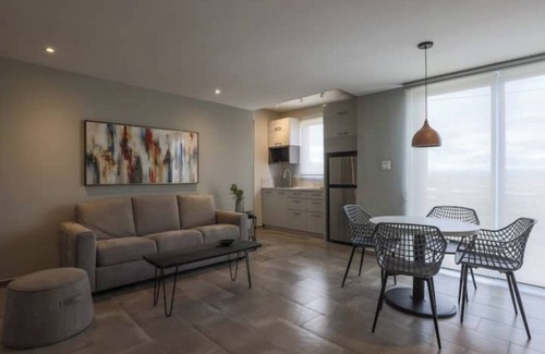 Puerta de Tierra Apartment | At the center of it all Casa Terra Porto #8nn