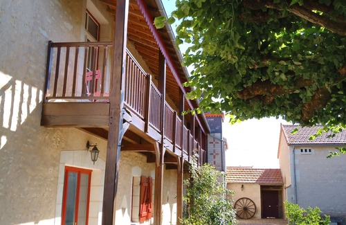 Braye-Sous-Faye Apartment | At the elves' rest. "Les licornes n'y voient que du bleu", 3* B&B in Richelieu