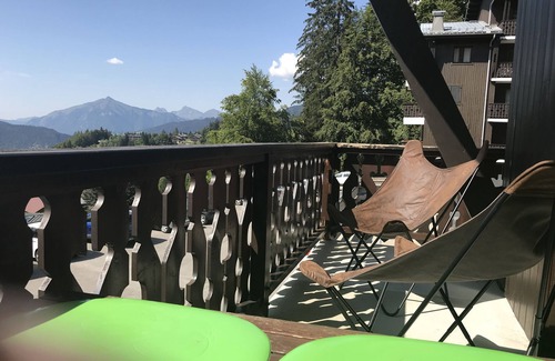 Les Carroz-d'Araches Apartment | At the foot of the slopes (265 kms) in Les Carroz d'Araches, a 35 m studio cabin (4à6)