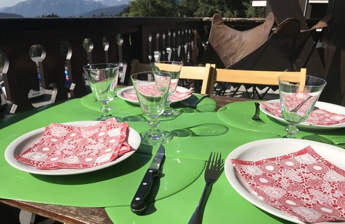 Les Carroz-d'Araches Apartment | At the foot of the slopes (265 kms) in Les Carroz d'Araches, a 35 m studio cabin (4à6)