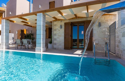 Kirianna Villa | Athena Villa, Family Paradise with Heated Pool
