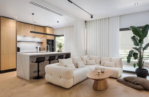 Vari-Voula-Vouliagmeni Apartment | Athenian Riviera Cozy Residence I nCharming 2-bedroom apartment in Varikiza