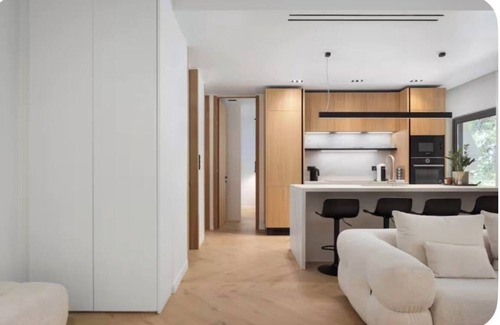 Vari-Voula-Vouliagmeni Apartment | Athenian Riviera Cozy Residence I nCharming 2-bedroom apartment in Varikiza