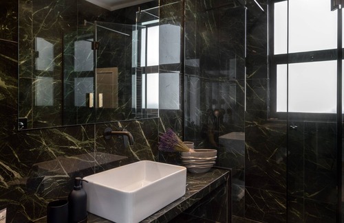 Neapoli Hotel | Athens Flair