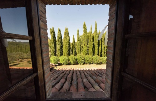 Castelnuovo di Val di Cecina House | Atmospheric apartment in authentic house near beautiful Sasso Pisano