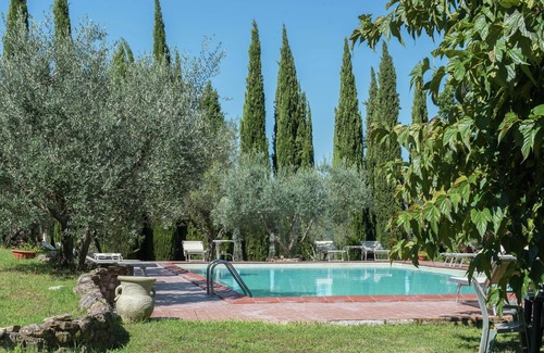 Castelnuovo di Val di Cecina House | Atmospheric apartment in authentic house near beautiful Sasso Pisano