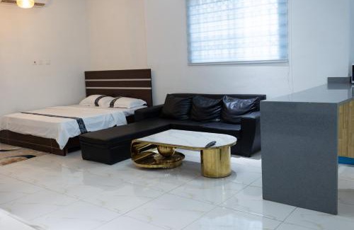 Tema Bed & Breakfast | Atom Height Apartment