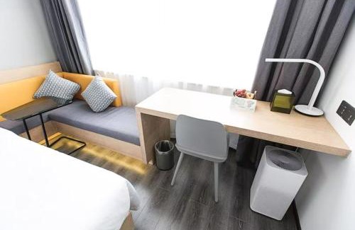 Zhengdong New Area Hotel | Atour Light Hotel Zhengzhou CBD exhibition center