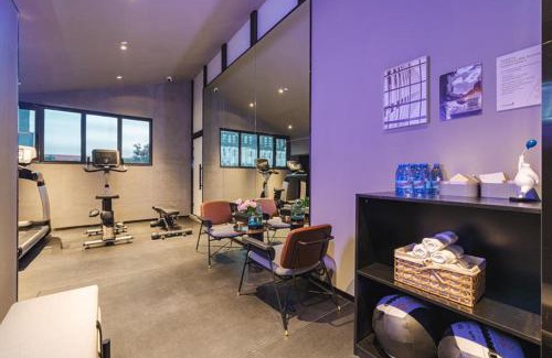 Liangxi District Hotel | Atour S Hotel Wuxi Nanchang Street