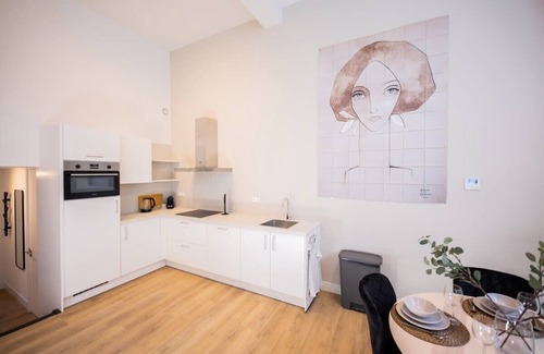 De Bilt Apartment | Attentive 2 Bed Serviced Apartment 92m2 -ESS38A-