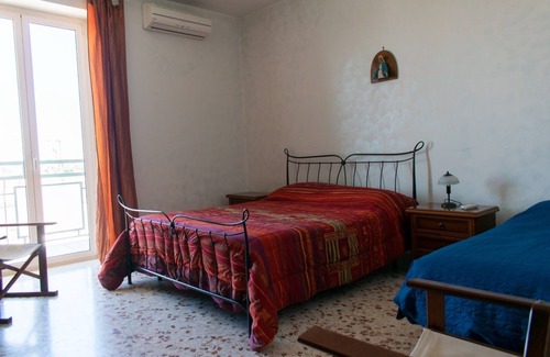 Giovinazzo Apartment | Attic sea view in Giovinazzo