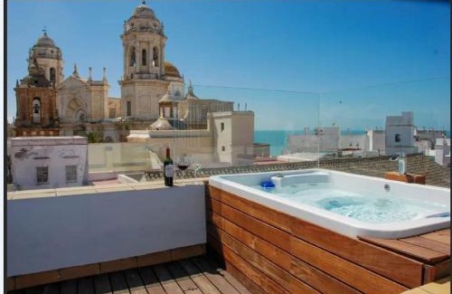 Old Town Apartment | * ATTIC WITH IMPRESSIVE VIEWS AND JACUZZI