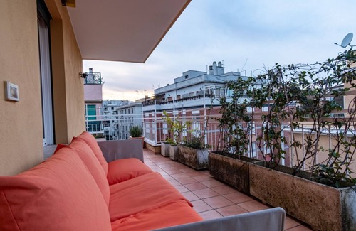 Universita Apartment | Attic With Terrace and Jacuzzi - Luxury Apartment