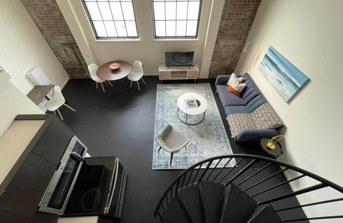Smoketown Jackson Apartment | ★Attractive 1BD/1BA + Gym - Downtown Louisville★