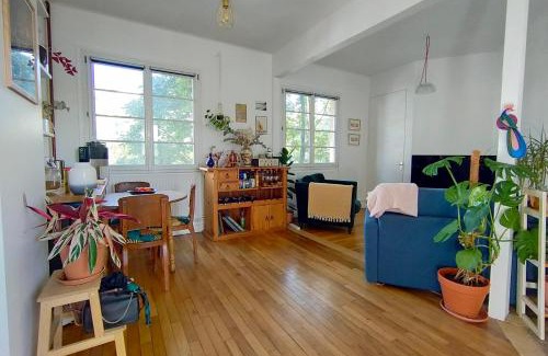 Les Lilas Apartment | Attractive 55 m on the outskirts of Paris