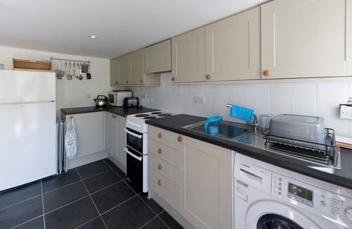 Salcombe Cottage | Attractive, Comfortable Cottage With All Up To Date Amenities In The Heart Of East Portlemouth