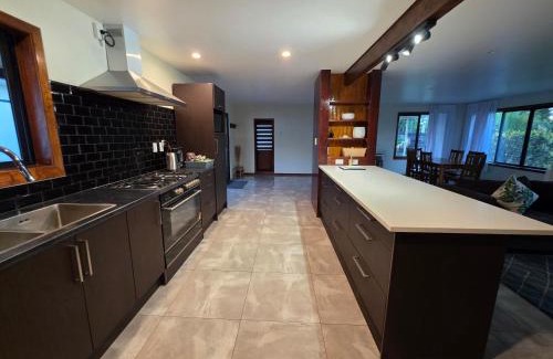 Avarua House | Atupa Holiday Home