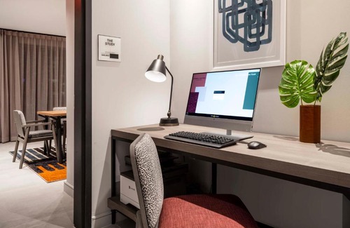 Brickell Hotel | Atwell Suites Miami Brickell by IHG