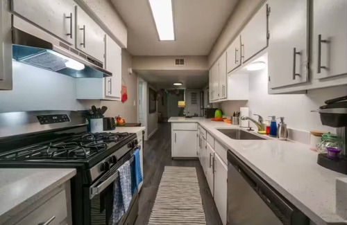 South Manchaca Apartment | ATX Casa Feliz Bnb ~ Near SoCo Nest and Westgate