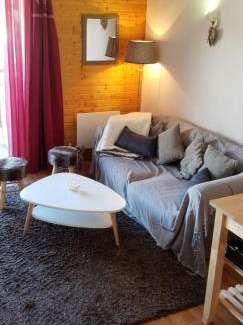 Valfrejus Apartment | Au Centre de la station de ski de Valfréjus - appartement 4-6 personnes