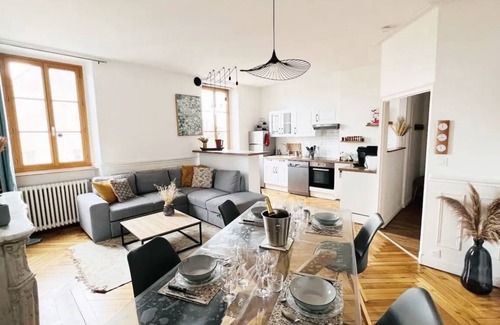 Auxerre Apartment | Au Davout