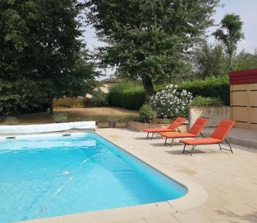 Lucbardez-et-Bargues Bed & Breakfast | Au Doux Repos