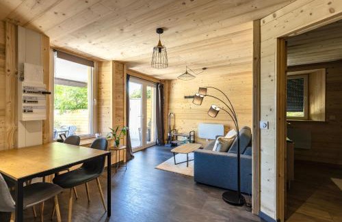 Saint-Pierre-d'Albigny Apartment | Au P'tit Randonneur - Parking Terrasse - CLG Savoie