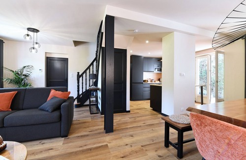 Moosch House | Au Paradis des 4 Saisons : Modern house with terrace. Pets allowed