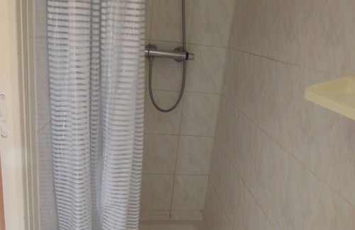 Calorguen House | Au pied levé 5 Bed and breakfast on the farm