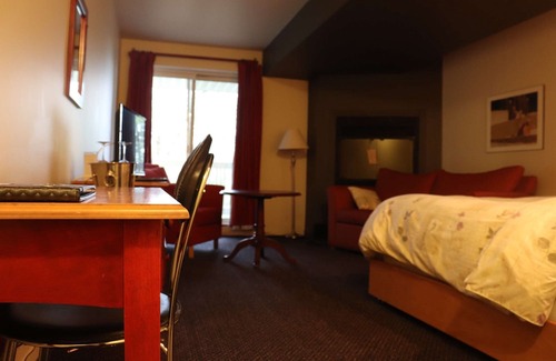 Beaupre Hotel | Auberge La Camarine