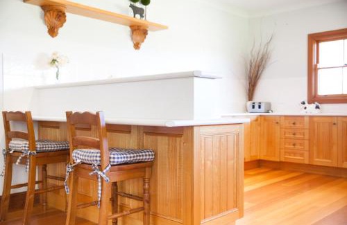 Pokolbin House | Audrey Wilkinson Vineyard