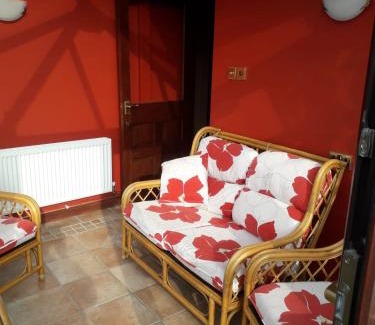 Coalisland House | Aunt Mollie's Cottage