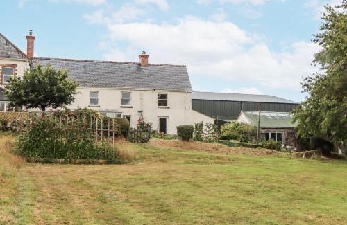 South Tawton House | Aunty Junes Cottage