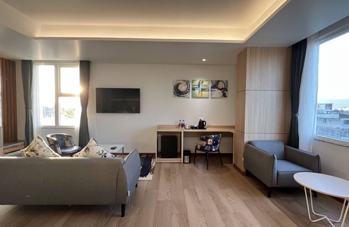 Imphal Hotel | Aurora Boutique Hotel