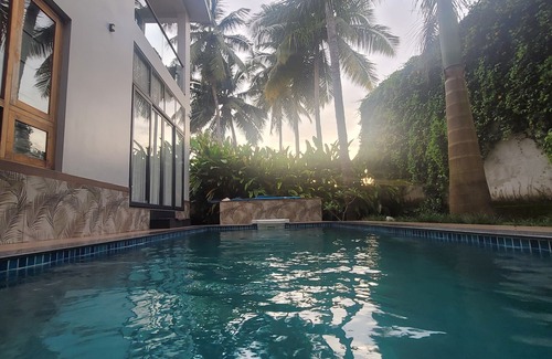 Kozhikode Villa | Aurora-The Pool Villa located at the heart of calicut city with all amenities.