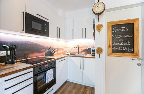 Leoben Apartment | AusZeit Steiraland 1 mit privaten Garten überdachter Terrasse und Parken