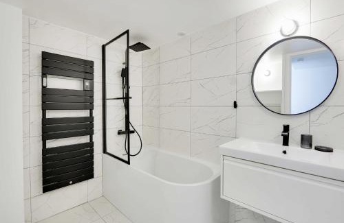 11th Arrondissement Apartment | Authentic Loft - 2BR 8P - Oberkampf