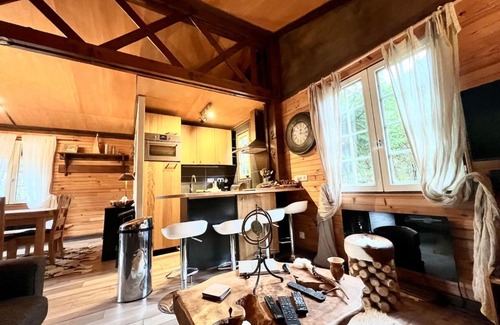 Xonrupt-Longemer Ski Chalet | Authentic mountain cabin with river at 900m lake