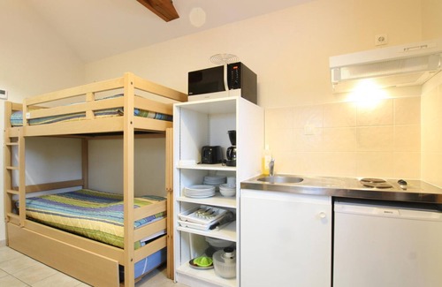 Digulleville Apartment | Authentic PMR studio in La Hague with Wifi and parking