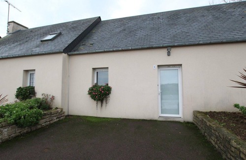 Omonville-la-Rogue Cottage | Authentic Seaside Stay in Omonville-la-Rogue