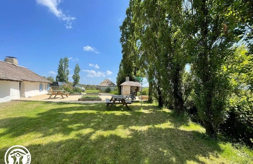 Beauvoir-sur-Mer Cottage | Authentic Stay in Traditional Cottages in Beauvoir-sur-Mer