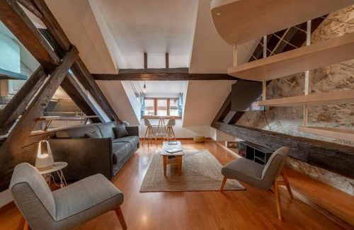 Annecy Old Town Apartment | Authentique Furnished flat